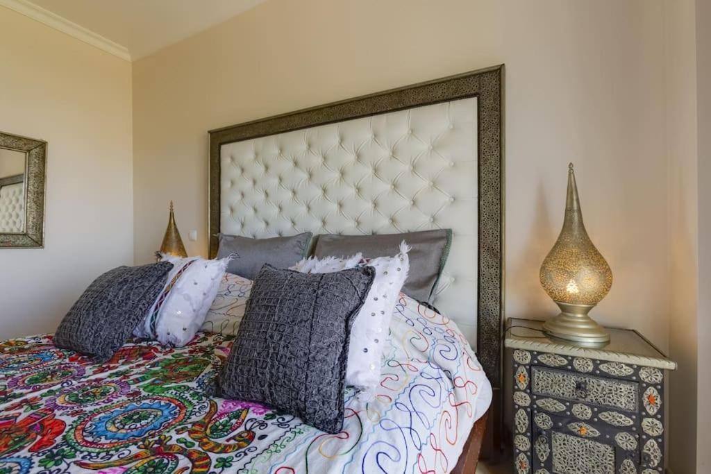 Riad Latifa - Authentic Riad With Jacuzzi In Villa *